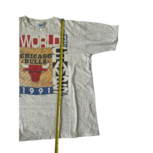 Vintage 90s 1991 Chicago Bulls World NBA Champs XL Gray Single Stitched Shirt - Picture 6 of 6